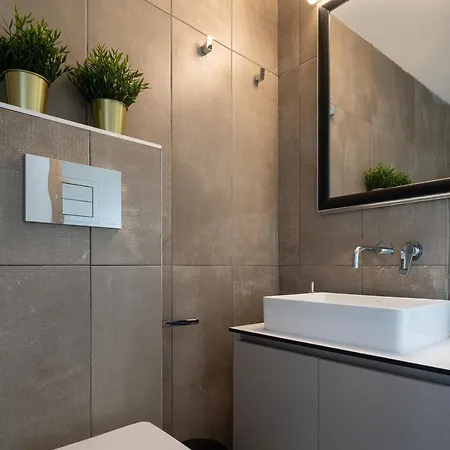 Olenia Luxury 1 Apartment *